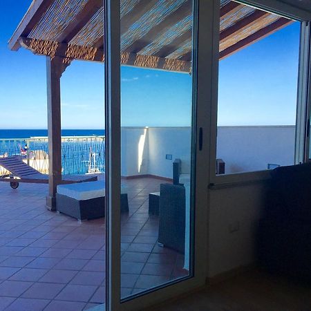Solarium Achilles Διαμέρισμα Giardini Naxos Εξωτερικό φωτογραφία